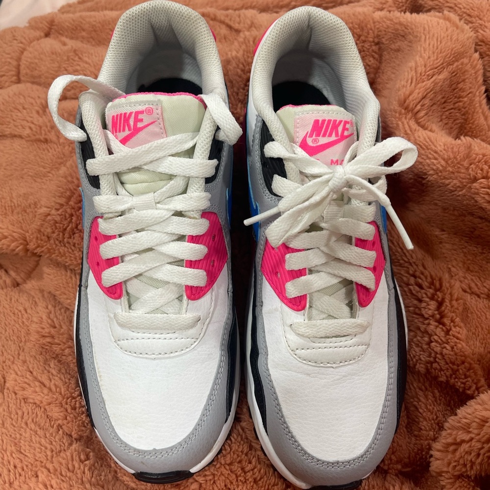 Nike Air Max White Pink Sneakers